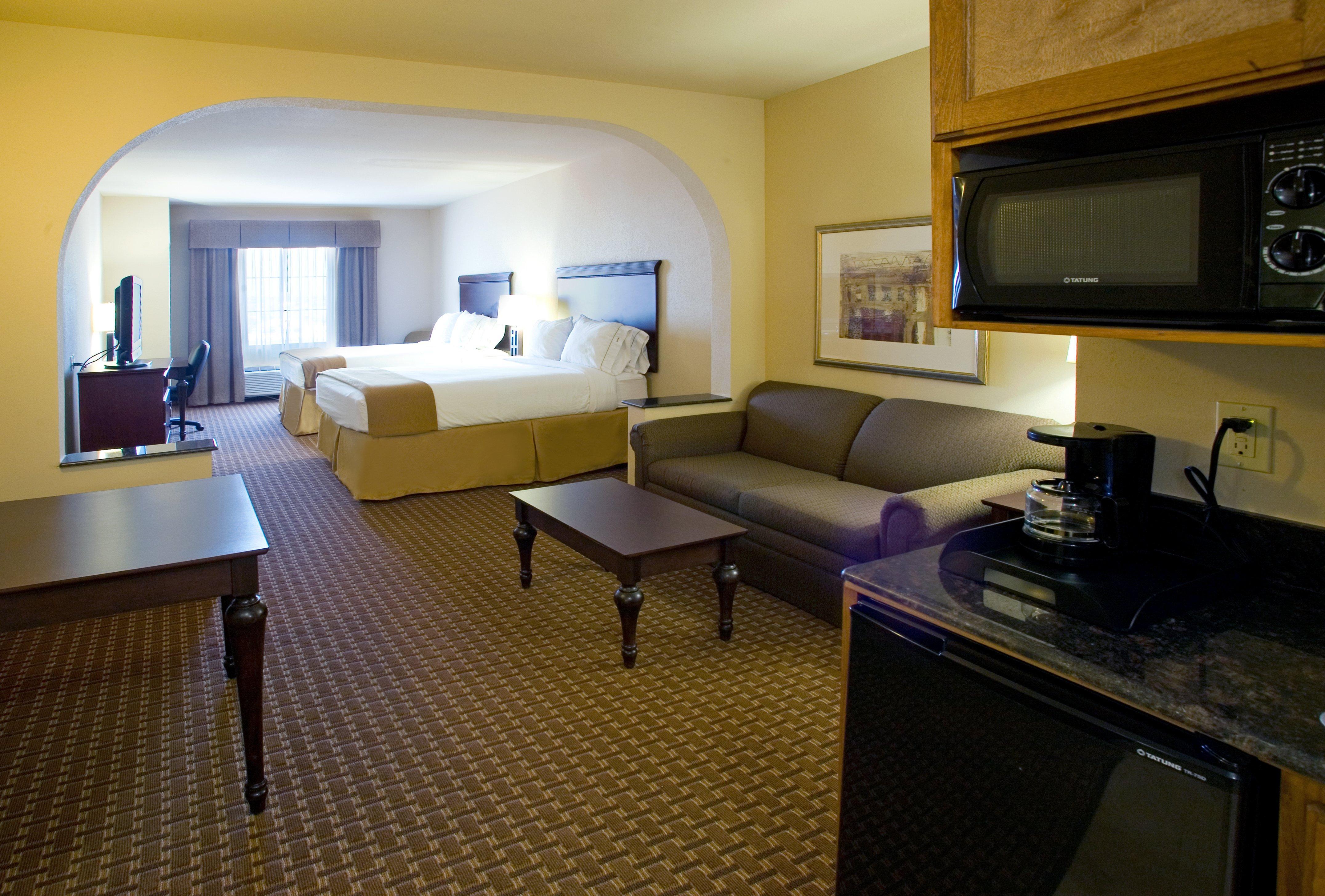 Holiday Inn Express Hotel And Suites Kingsville By Ihg Exterior foto