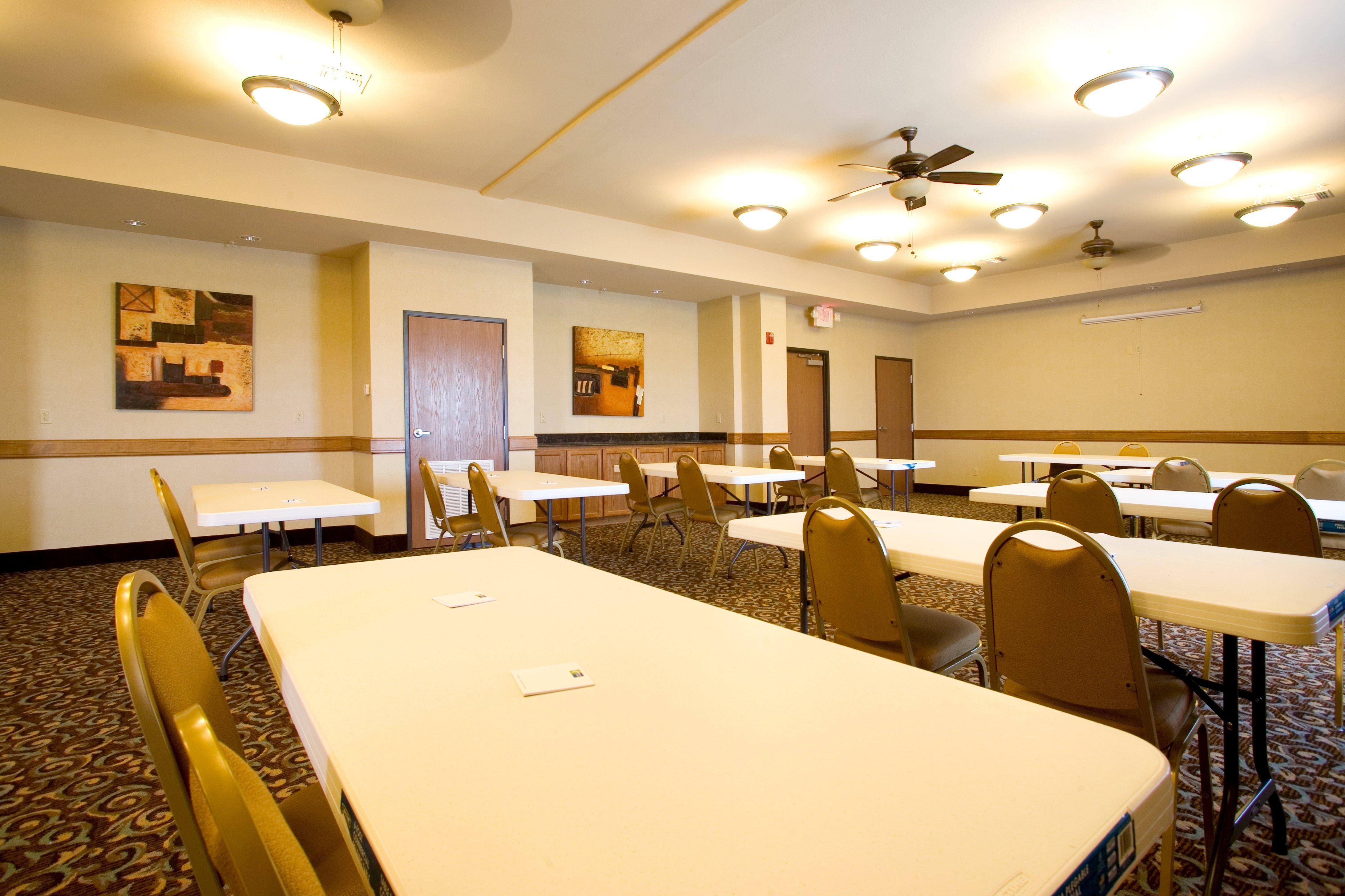 Holiday Inn Express Hotel And Suites Kingsville By Ihg Exterior foto
