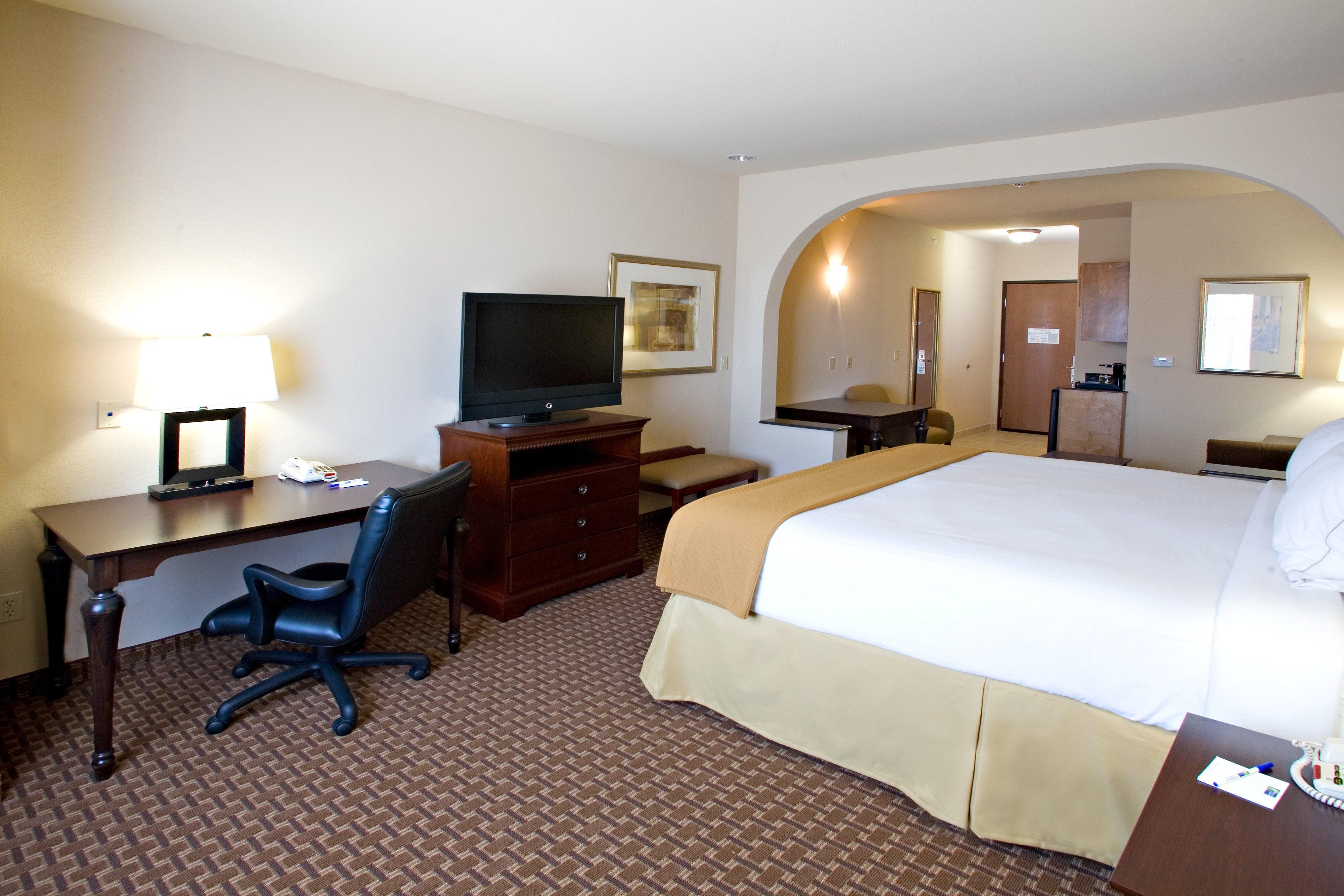 Holiday Inn Express Hotel And Suites Kingsville By Ihg Exterior foto